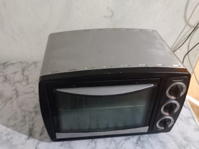 Mini four électrique