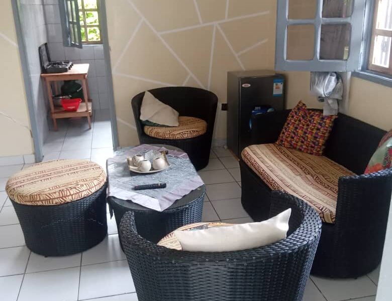 Chambre Meublée (Bikélé)