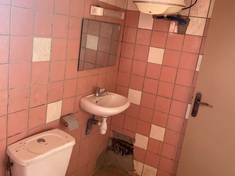 Chambre américaine (Nzeng-Ayong)