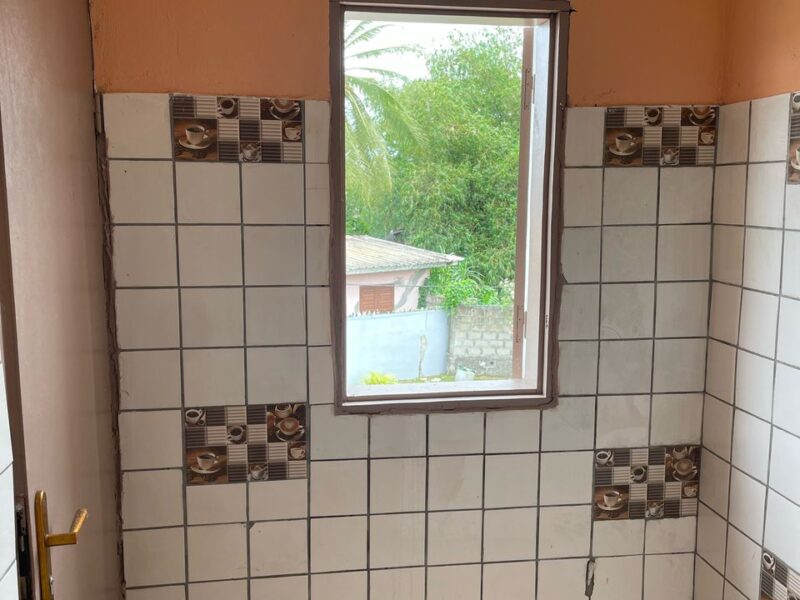 Chambre américaine (Nzeng-Ayong)