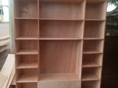 Services de menuisier et meubles