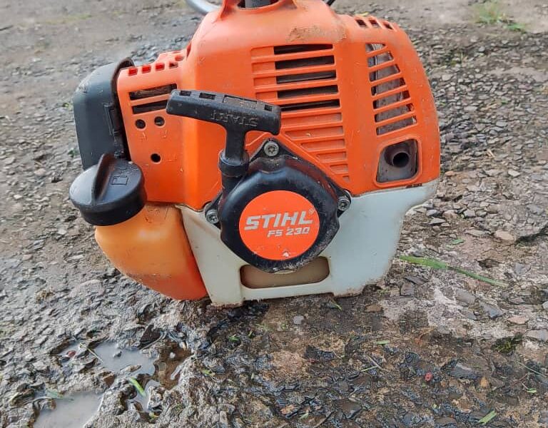 Entretien d'espaces verts à franceville