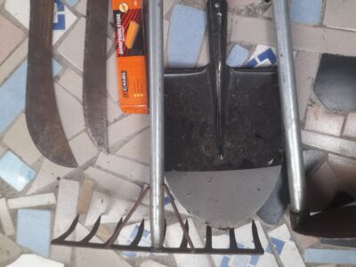 Location d'outils manuels de jardinage