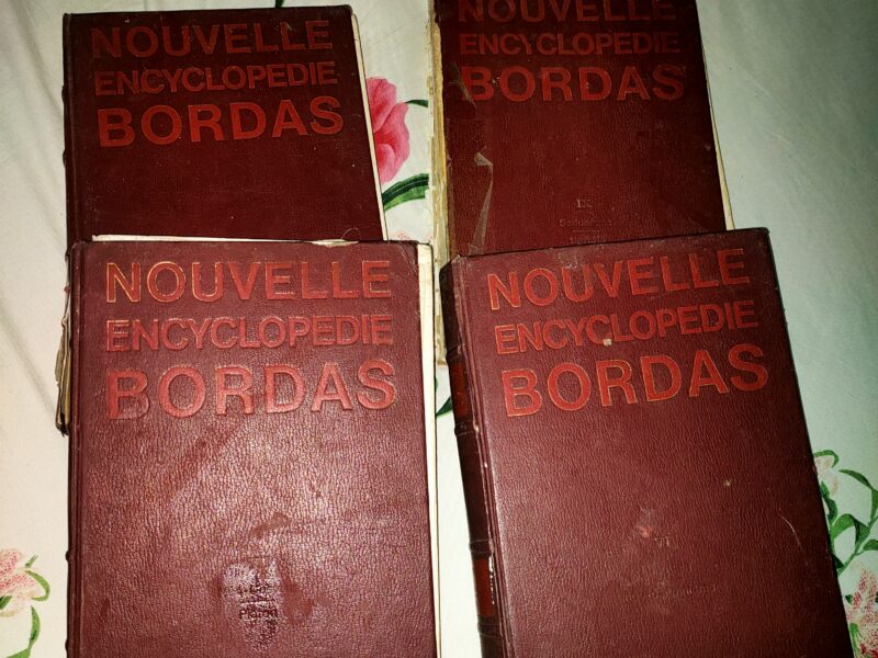 Locations des livres encyclopédie